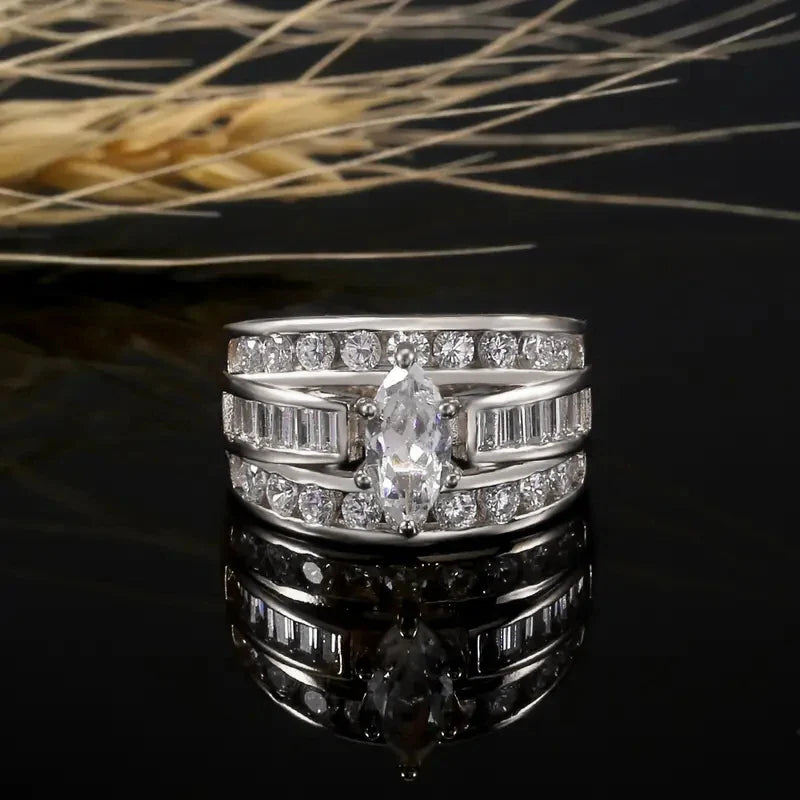 Anillo Corte Marquesa - Lujo para Aniversario
